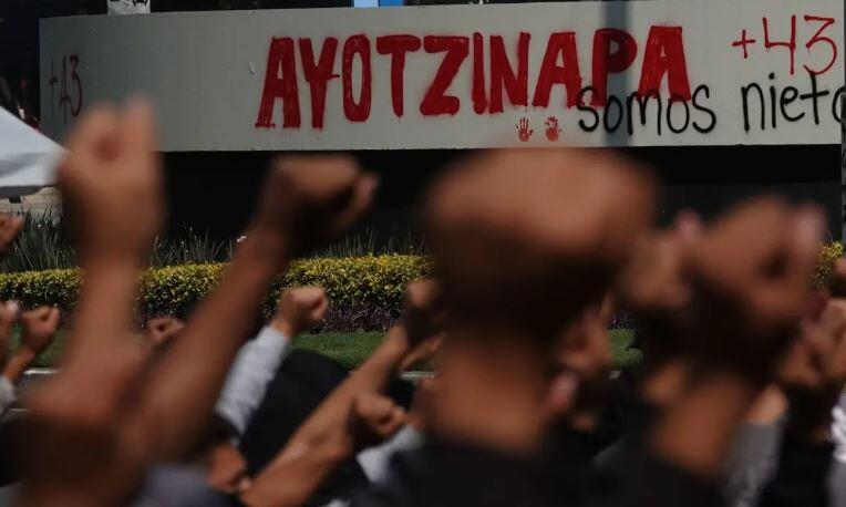 AMLO asegura que reforma a Ley de Amnistía ayudará a romper pacto de silencio en caso Ayotzinapa